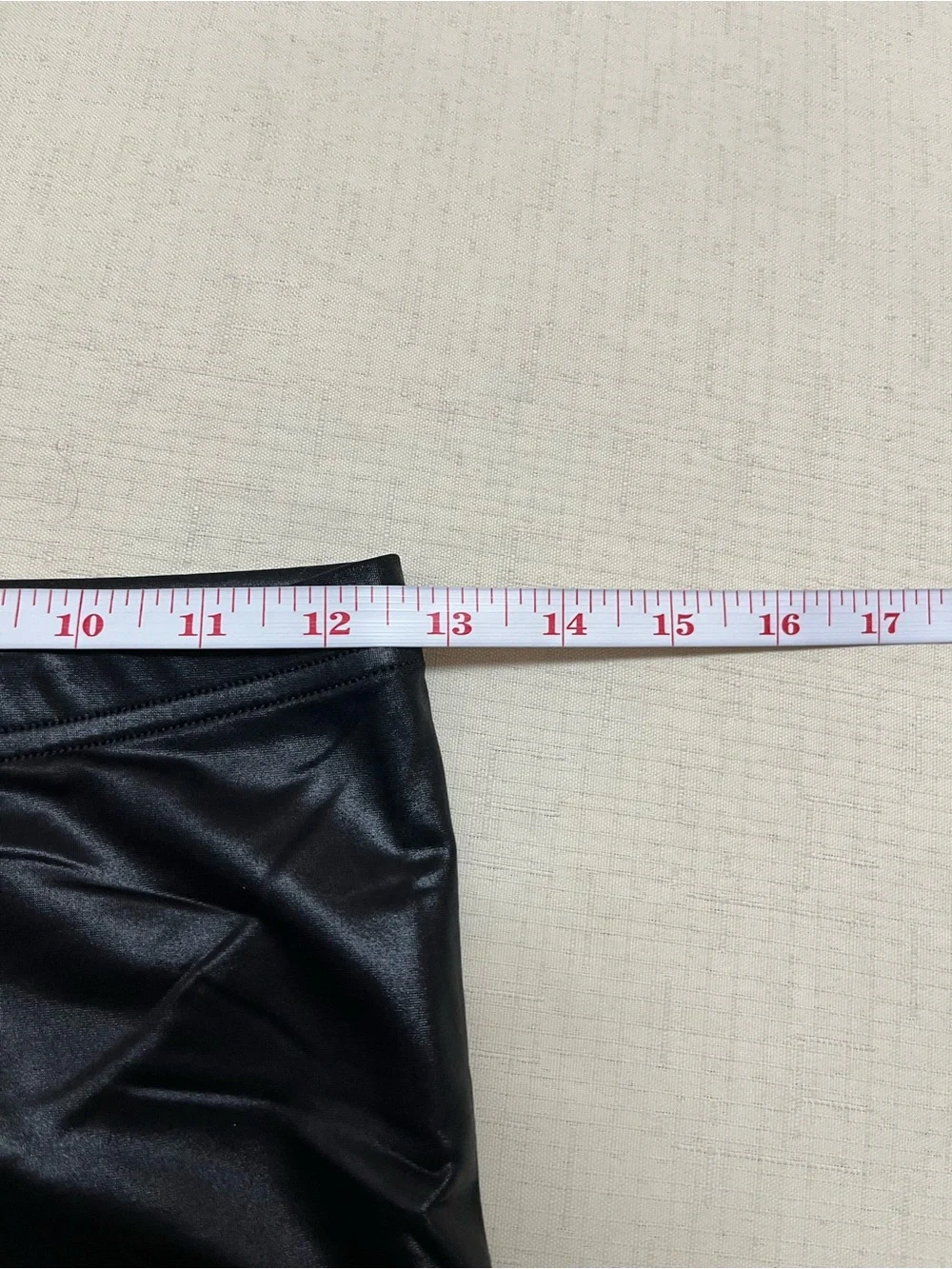 American Apparel M black wet look crop leggings